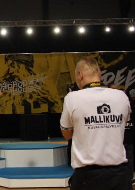 MallikuvaKuvaamassa