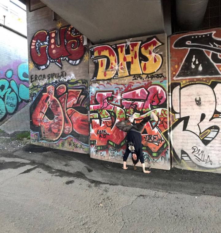 Mutsi sillan alla. Kuva: Isimies